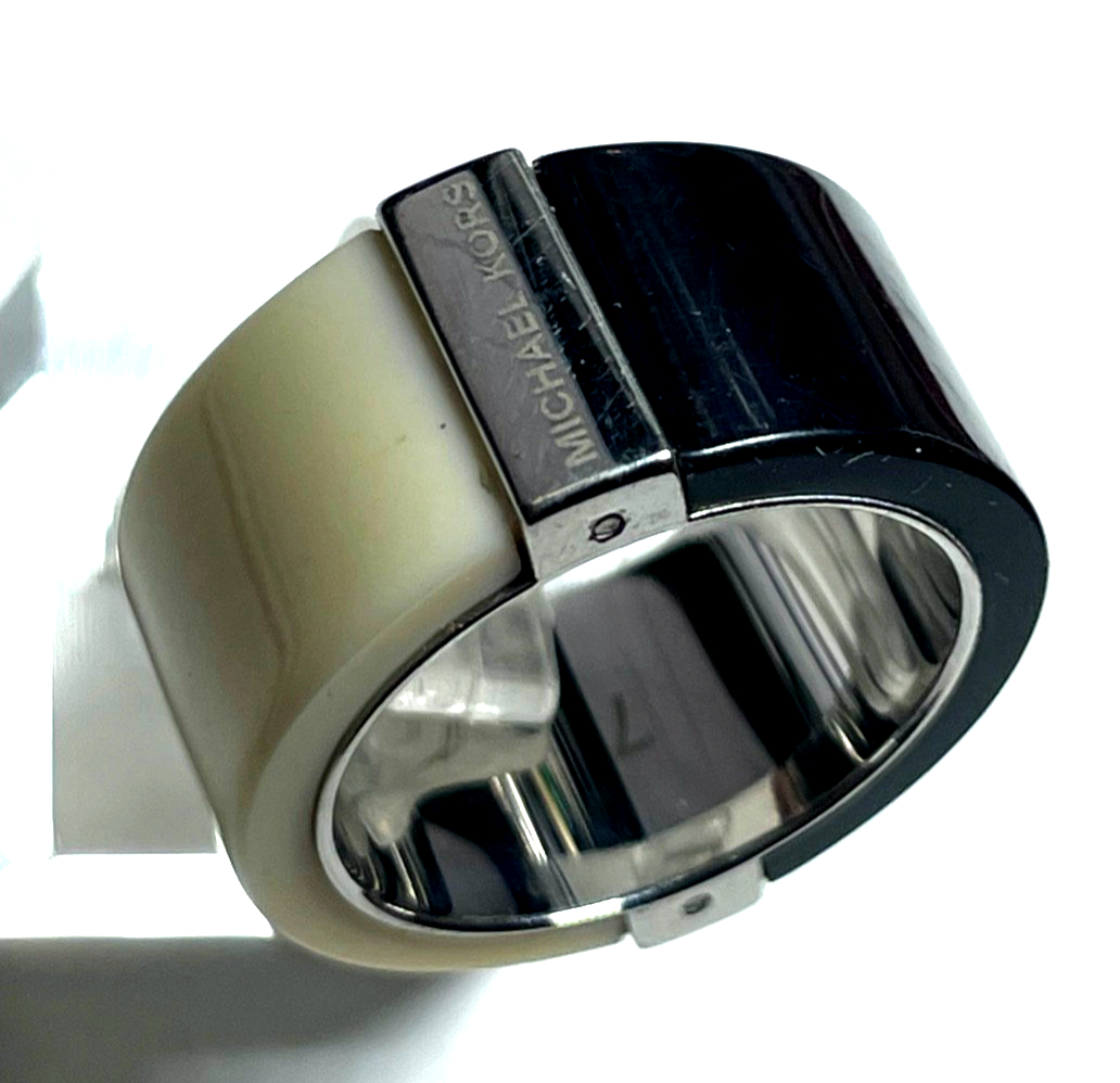 Michael Kors Steel Ring mit Schwarz/Elfenbein farbigem Einsatz RG 53 Ø 17 mm0
