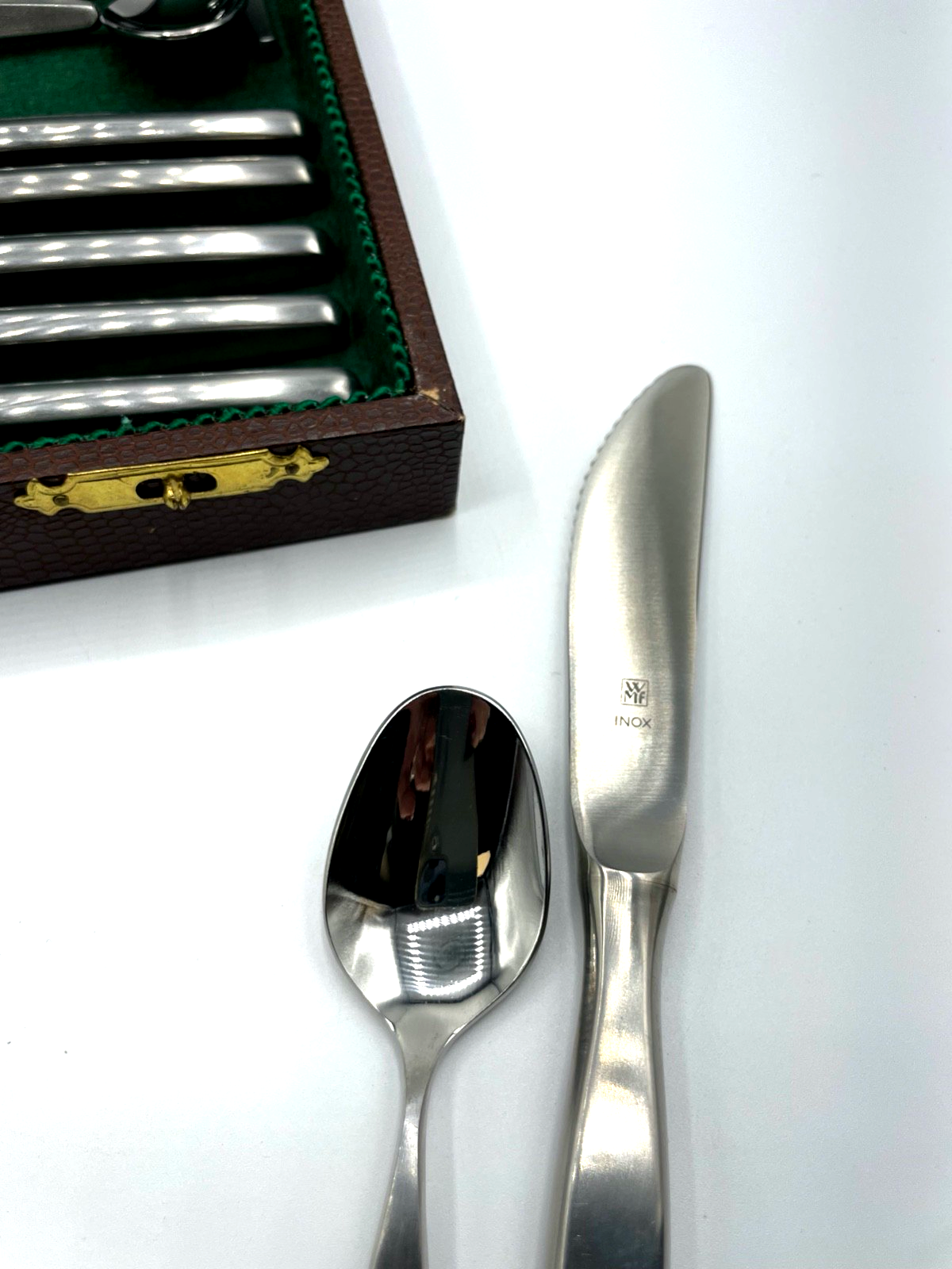 Formschönes WMF - Inox Edelstahl Besteck 24 Teile sehr gepflegt im Koffer3