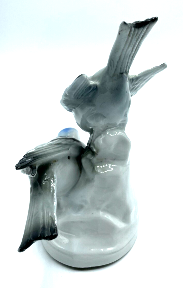 Antik Thuringia Porzellan Figur Vogelpaar + Maikäfer Thüringen handbemalt 19005