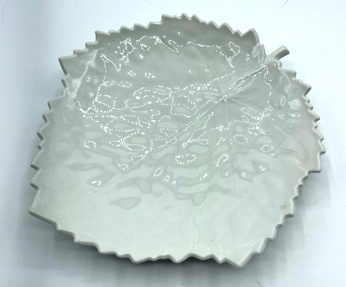KPM weiß Porzellan Blatt Schale Anbietschale L 21 B 19 cm top gepflegt0