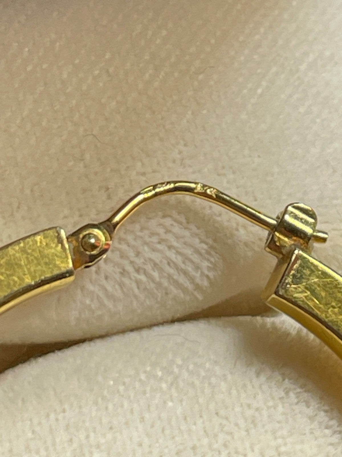 333 Gold 8 K Ohrring 1 gr. Creole Einzelohrring Ø 35 mm B 3 mm Juwelier gepflegt1
