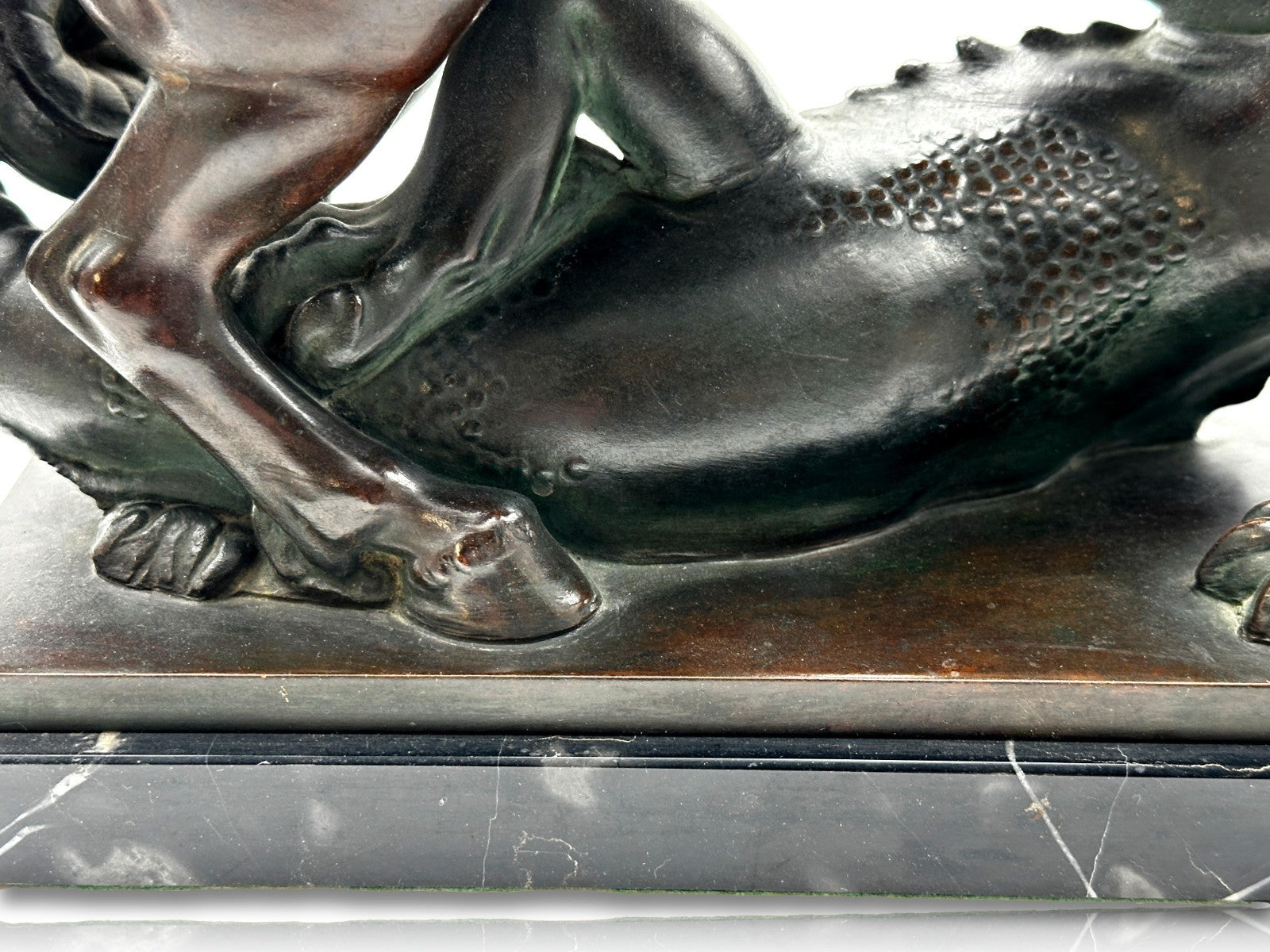 Große Bronze Skulptur - Hl. Georg tötet Drachen - um 1930 - auf Marmorsockel13