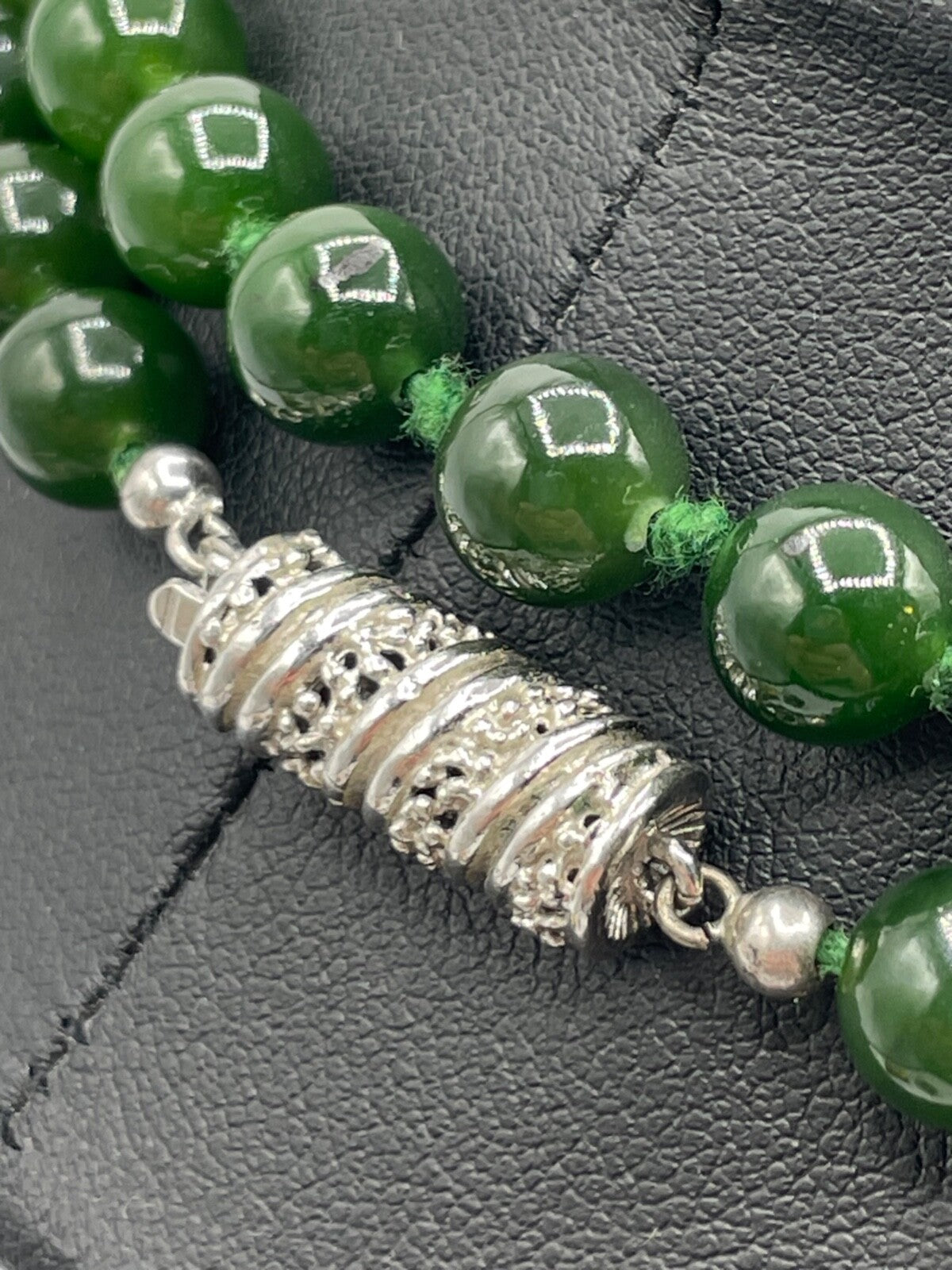 585 Gold 14 K Schließe Edelstein Jade Kette grün einzeln geknotet L 64 cm Ø 8 mm4