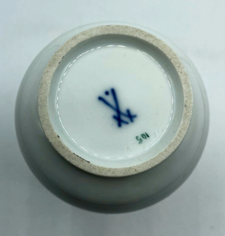 Vintage Meissen Porzellan Vase Tulpe + Goldrand Dekor H 10,5 cm 1A Zustand6