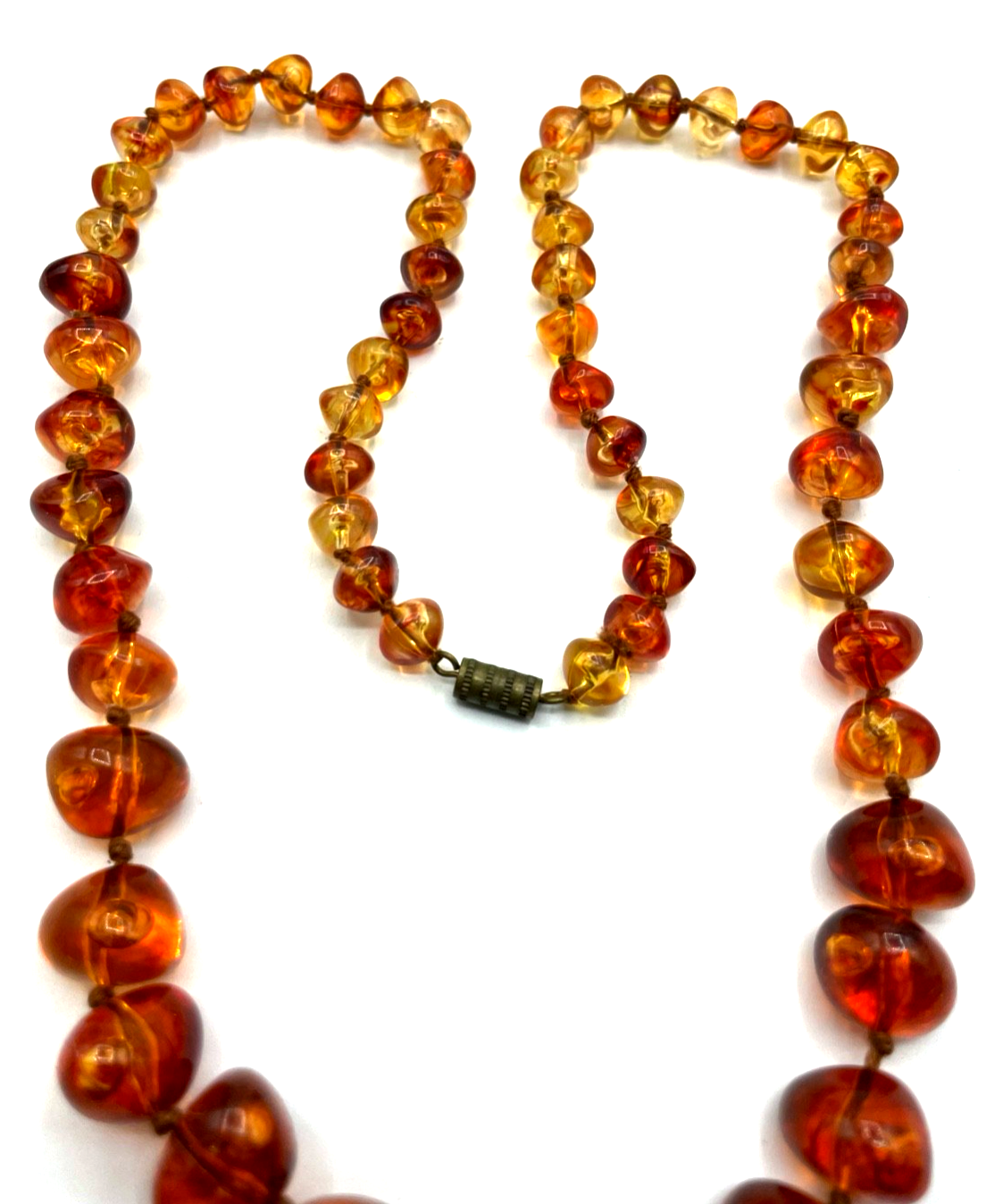 Vintage stattliche Bernstein Imitat Kette im Verlauf  einzeln geknotet L 67 cm4