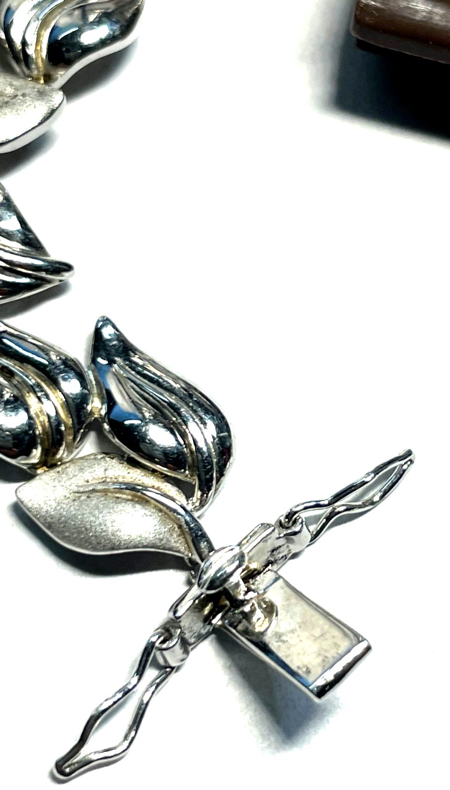 Neuwertiges Armband 925 Sterling Silber Blätter Dekor L 22 cm B 13 mm1