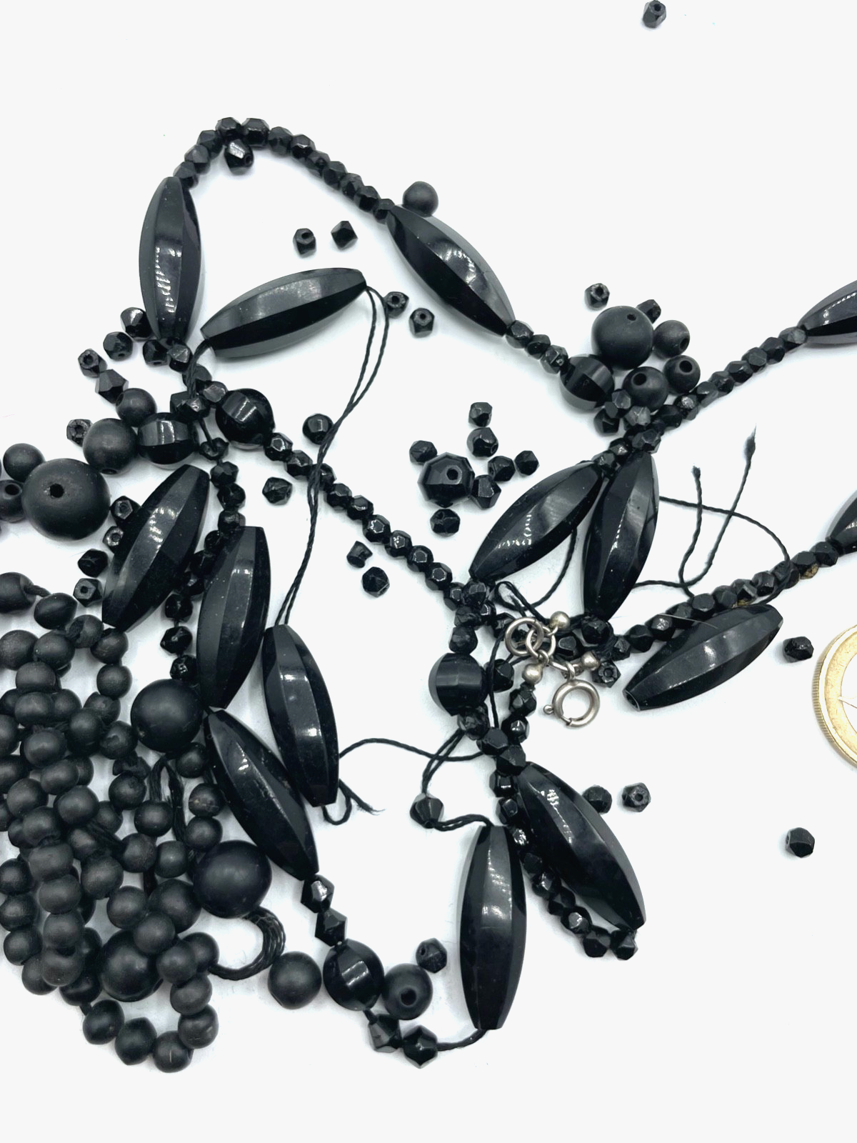 Antik Jet Gagat Trauerschmuck Kette lose Perlen neu knüpfen versteinerte Kohle2