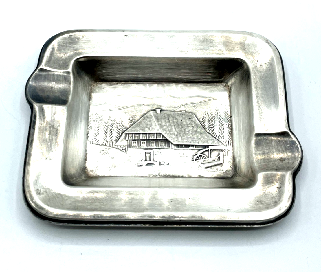 Aschenbecher Schwarzwaldhaus Schwarzwald Mühle Dekor versilbert L 12,5 B 10 cm3