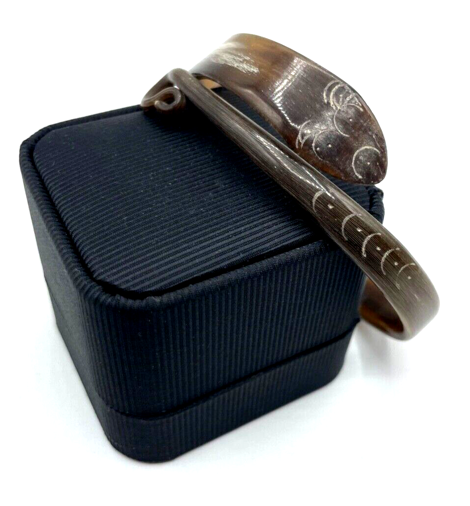 Antik Horn Armreif Schlange Handarbeit unisex sehr gepflegt um 1900-19201