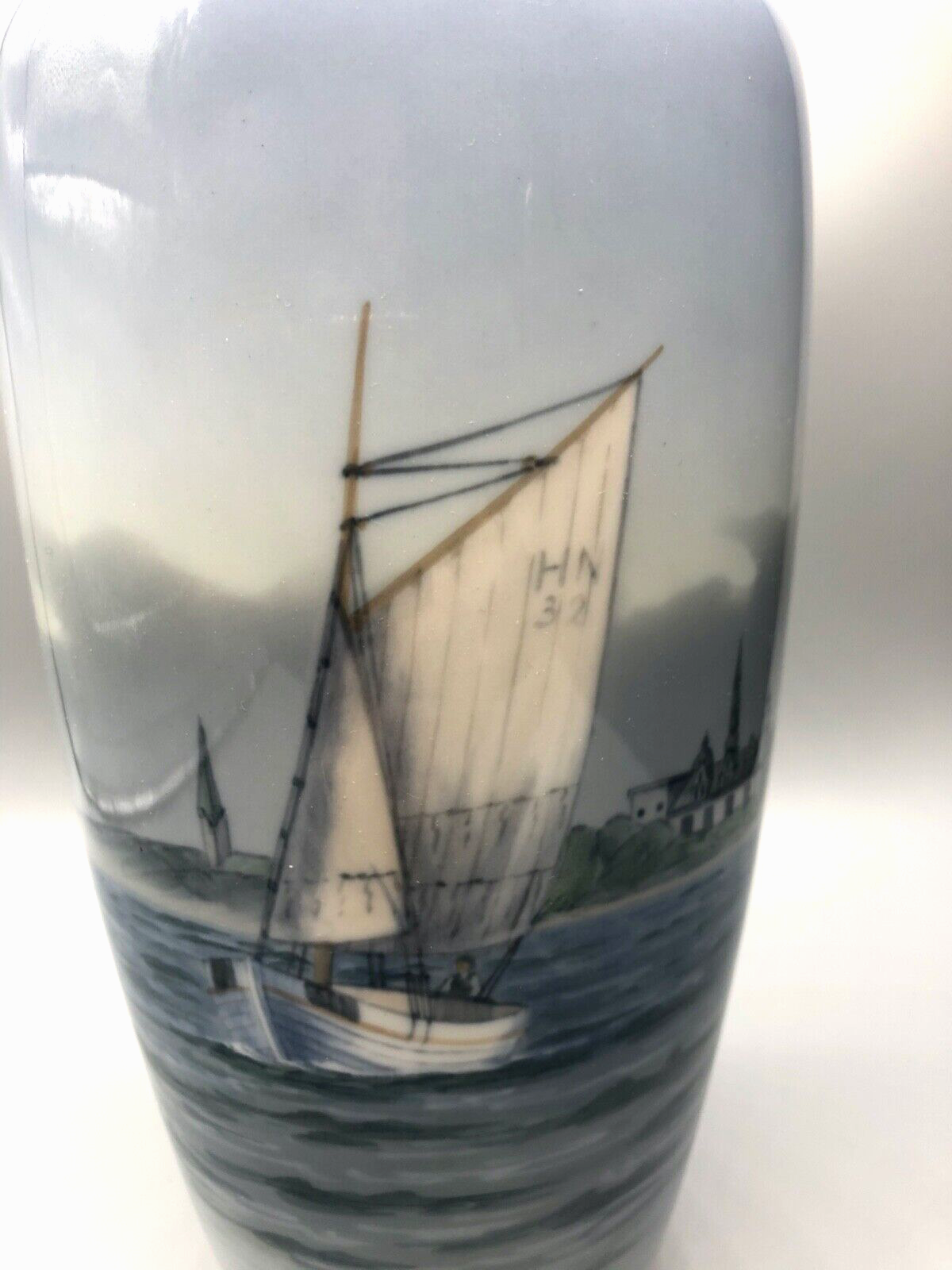 Vintage Royal Copenhagen Porzellan Vase 2609 1049 Segelschiff Küste H 23,5 cm1