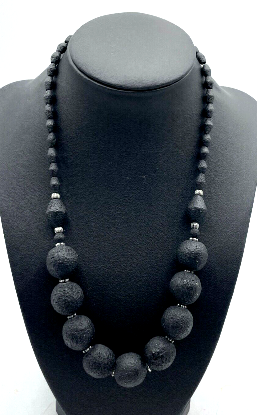 Schwarze Lava Perlen Collier Basalt Kette Kugelkette Ø 16 mm L 49 cm gepflegt0