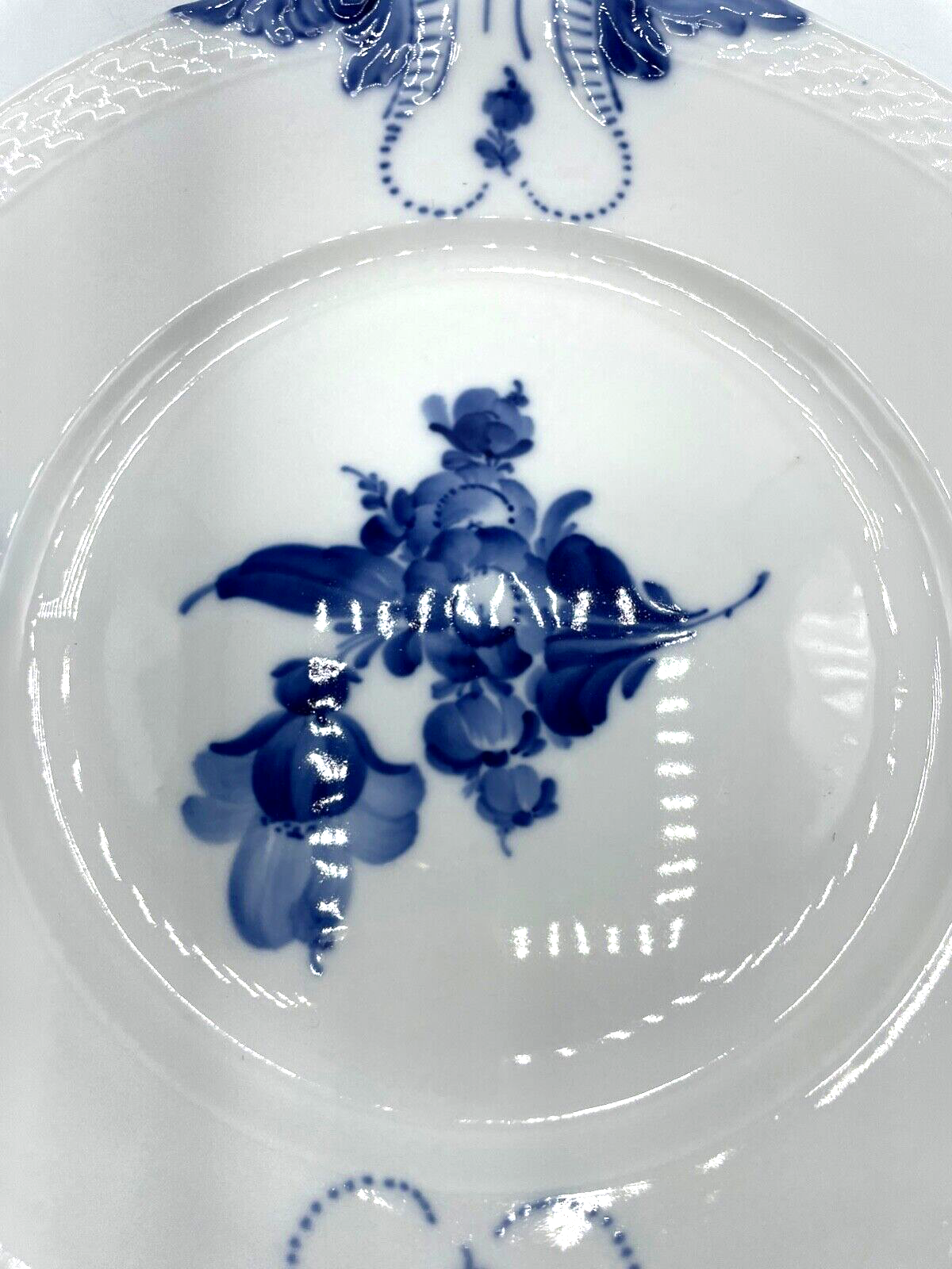 Royal Copenhagen Denmark Porzellan schöner Anbiet Teller Blaue Blume blue flower3