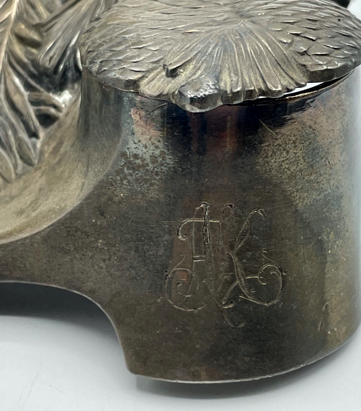Jugendstil WMF dekorative Schreibtisch Auflage Tintenfass Rodler Schlittenfahrt3