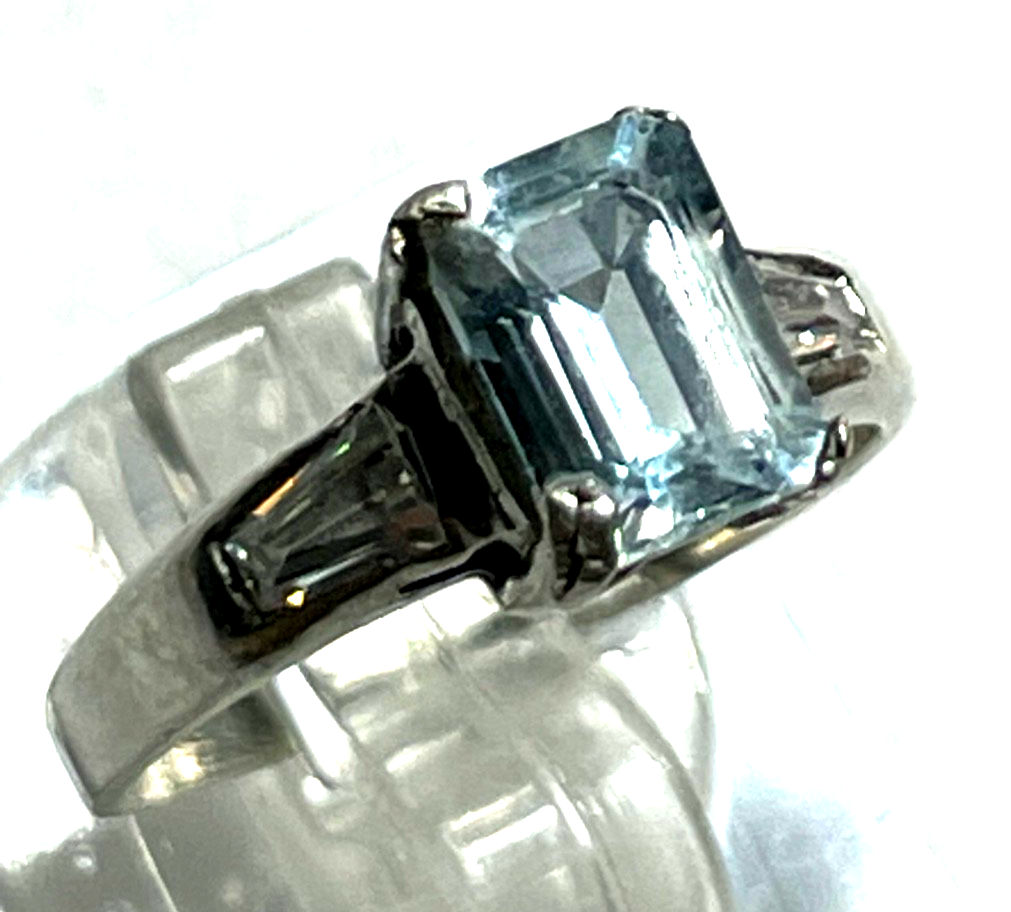 Kleiner 925 Silber Ring mit Blautopas Kissen + 2 Weißtopas Baguette Ø 14,5 mm7
