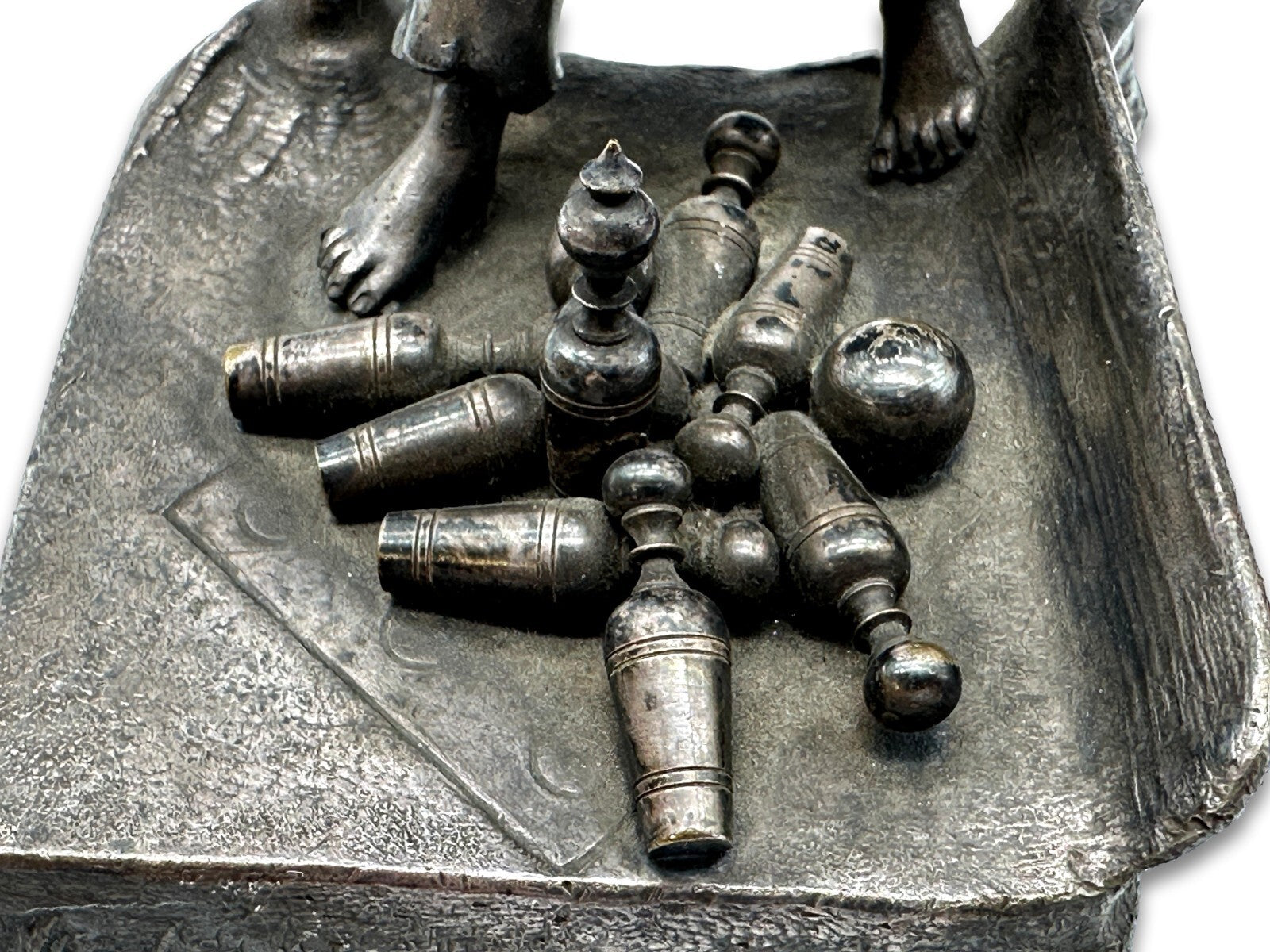 WMF 1886-1903 - Kegelbub Kegelaufsteller - figürlicher  Kegelpreis - patiniert9