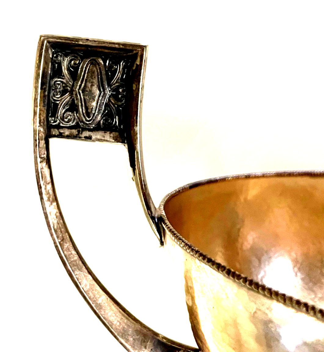 Jugendstil WMF dekorative Anbietschale auf Fuß Hammerschlag Dekor Straussenmarke9