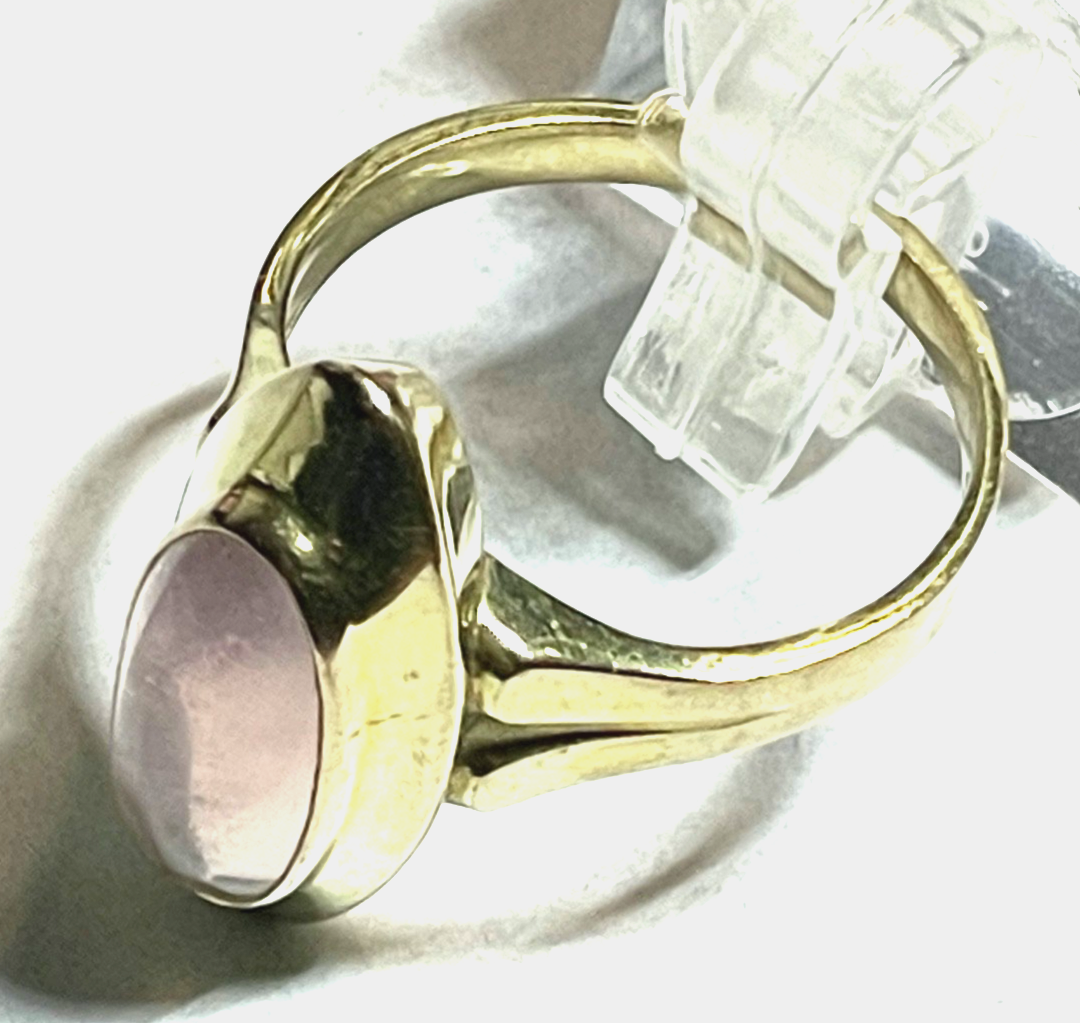 Vintage Design 333 Gold 8 K Ring heller Amethyst Ø 17mm RG 54 Juwelier gebraucht1