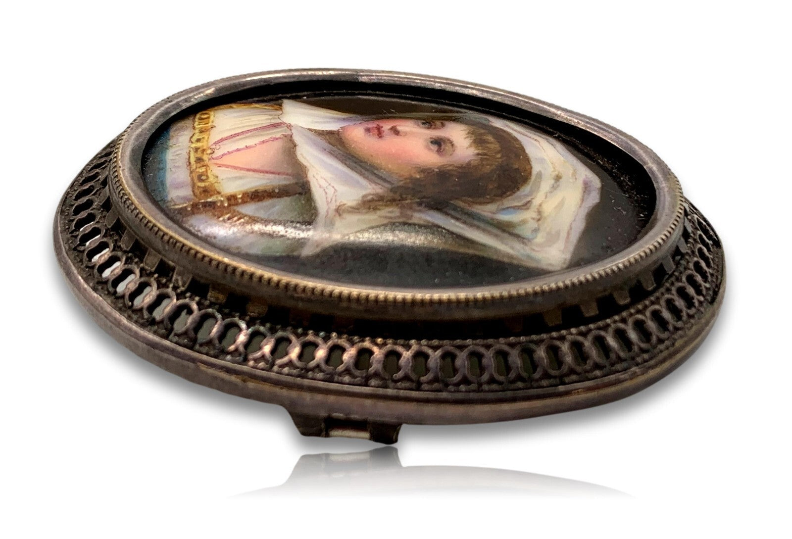 Anhänger - Brosche - Silber - Miniatur  Lupenmalerei um 1830 - Junge Frau Tracht3