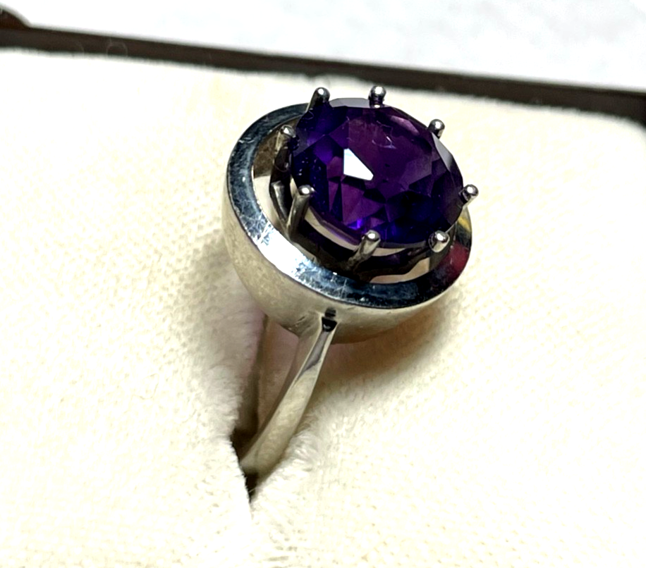 Solider 585 Gold 14 K Weißgold gr. dunkler Amethyst Ø 16,9 mm RG 53 Juwelier8