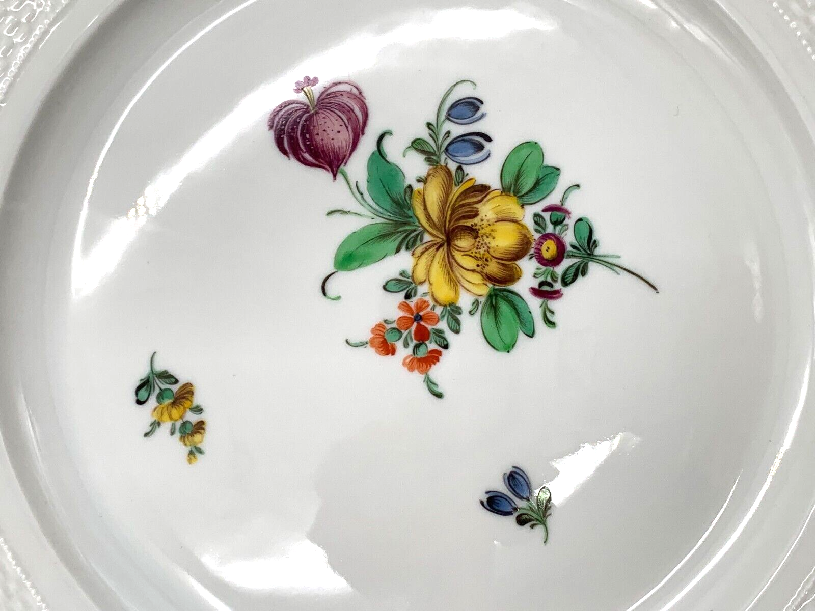 Nymphenburg - Porzellan Teller - Blumenbukett - ca 1920/30 - Streublumen Bukett1