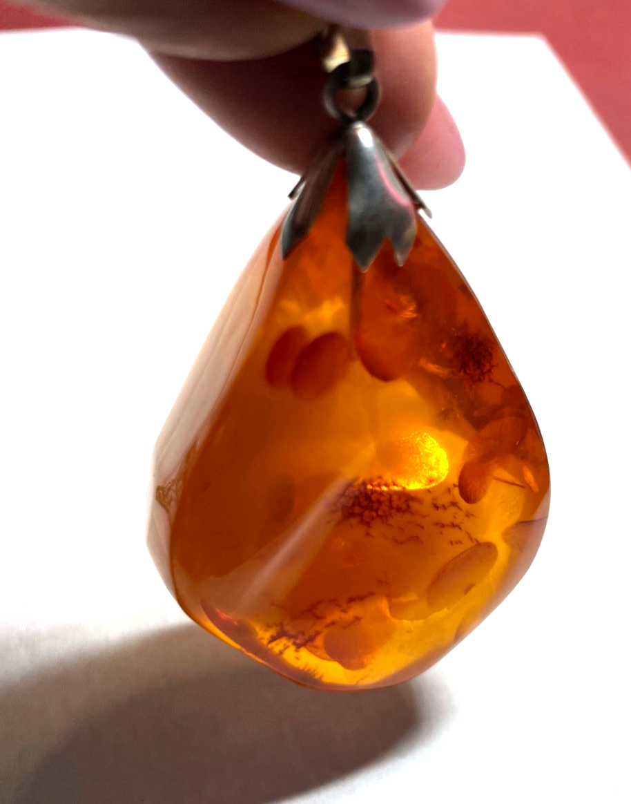 Mächtiger vintage Natur Bernstein Nugget poliert Anhänger Echtsilber Kordelkette6