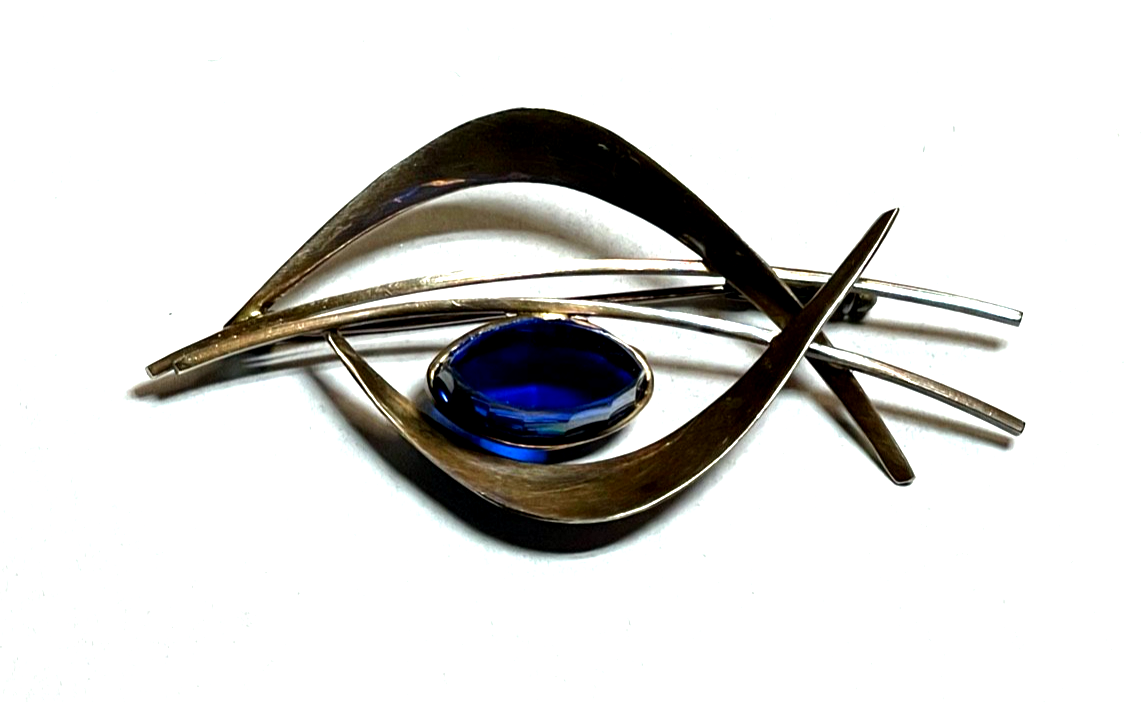 Vintage Design 333 Gold 8 K Brosche Anstecknadel mit Iolith Juwelier Qualität0