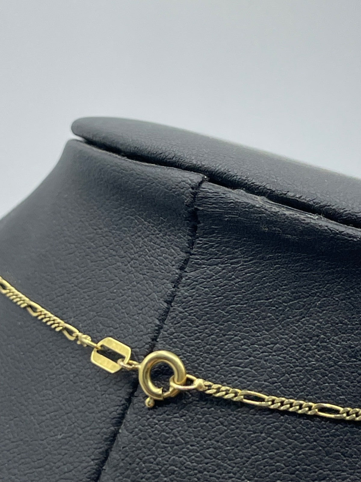 333 Gold 8 K Halskette Figaro Kette Juwelier L 38,5 cm + Anhänger Perle im Käfig2