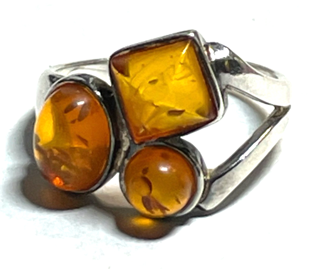 Aparter 925 Silber Ring 3 x Bernstein Cabochon RG 51 Ø 16,2 mm gepflegt6