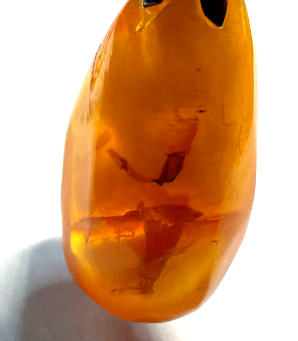 Stattlicher vintage Natur Bernstein Nugget poliert Anhänger + aparte Silberkette13