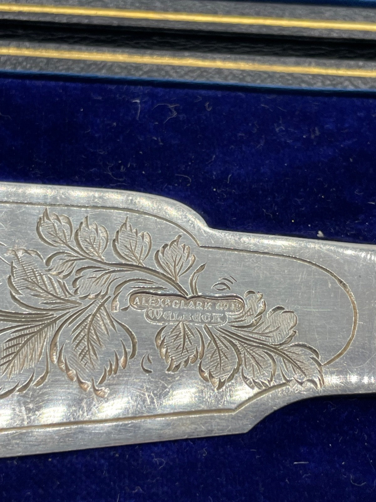 Antik England gr Vorleger Fischbesteck versilbert um 1900 im Etui sehr schön8