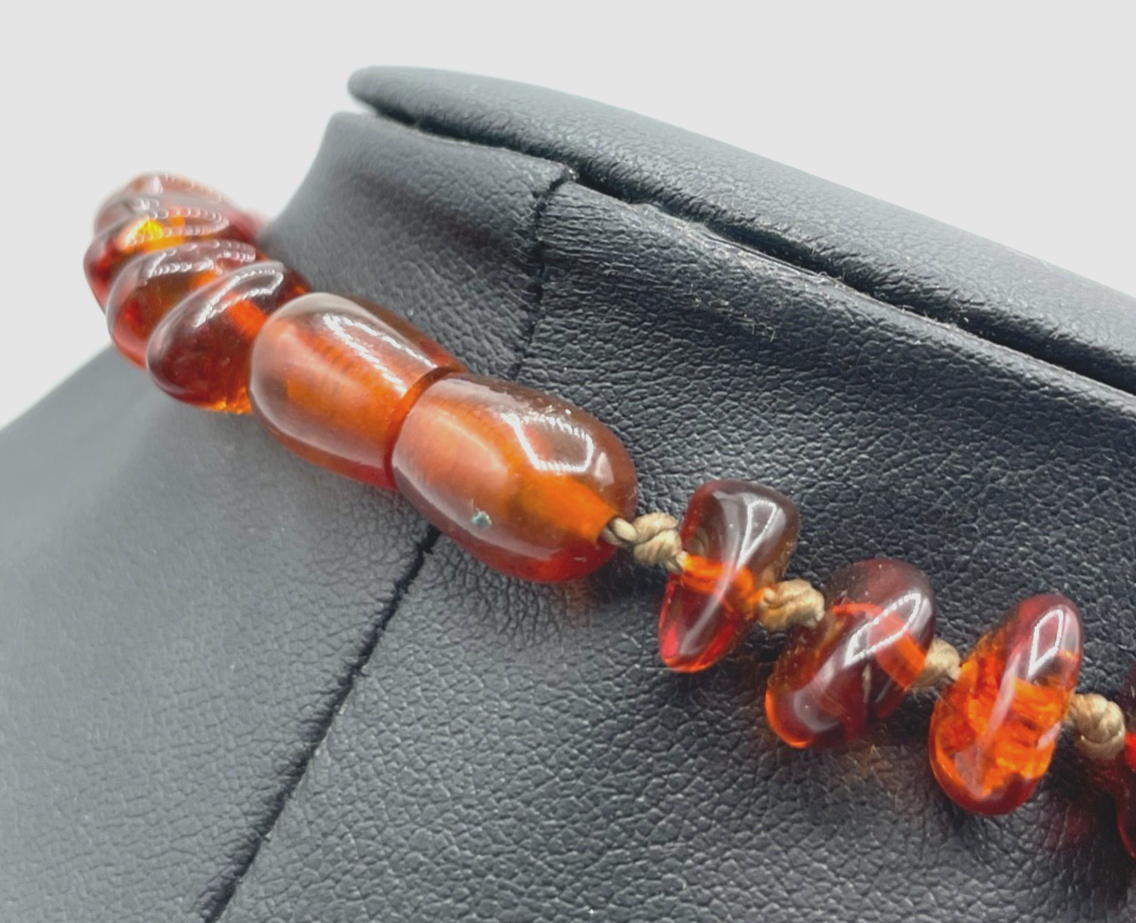 Elegante vintage Bernstein Amber Kette 61 cm mit Schraubverschluss im Verlauf2