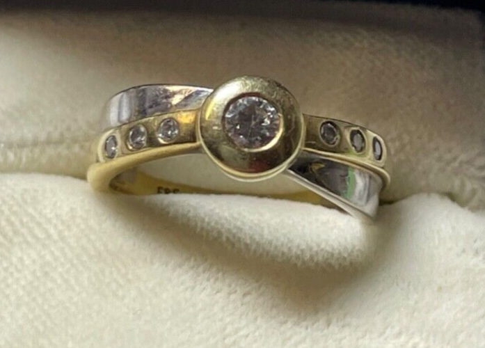 Massiver 585 Gold 14 K bicolor Ring 7 Brillanten Juwelier 5,22 Gr. RG 54 gepfl.10