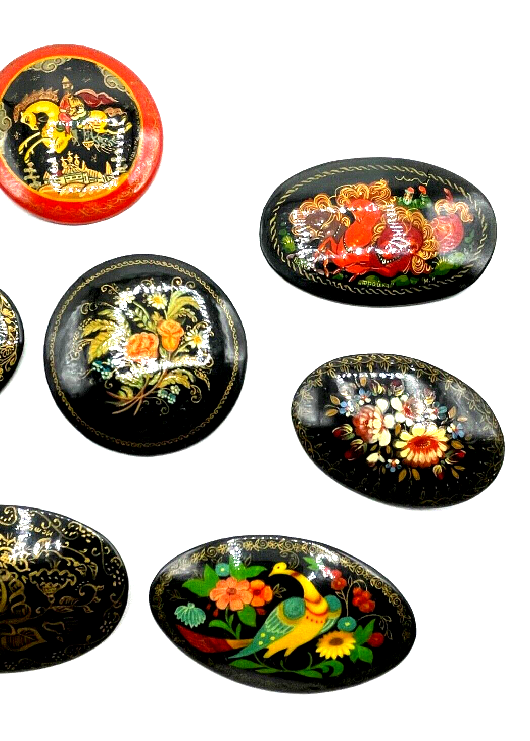 Konvolut Sammlung 7x alte Lack Brosche Handmalerei teils sign. Miniaturmalerei3