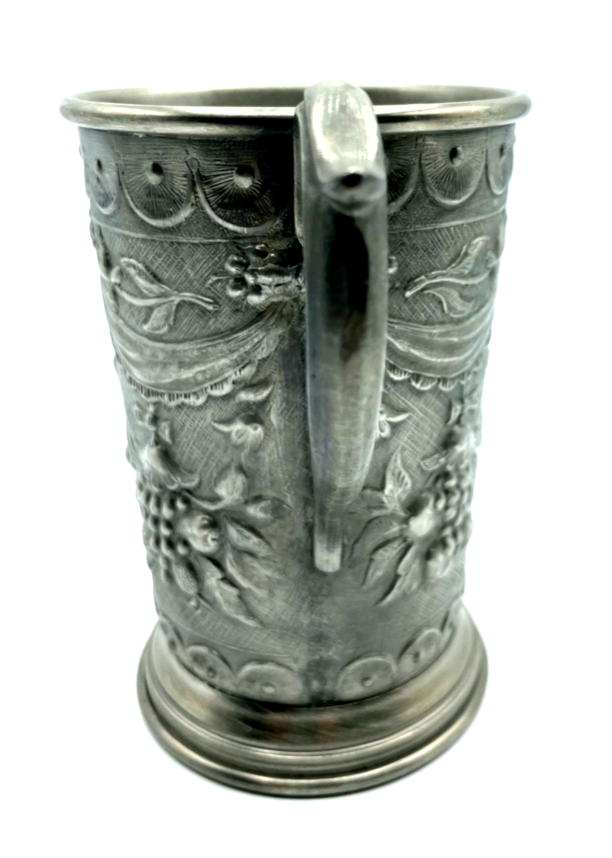 Wunderschöner Zinn Becher Italien handdekoriert floral Henkelbecher H 13,5 cm4