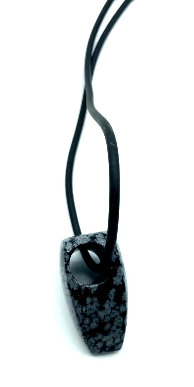Riesiges Schneeflockenobsidian Herz Anhänger an 45,5 cm Kautschuk Kette2