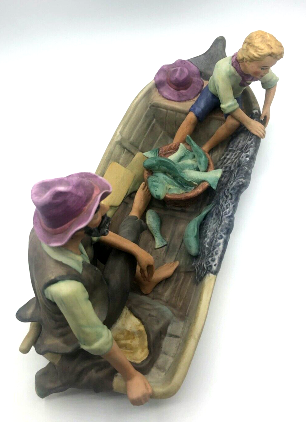 Stattliche Porzellan Figur Vater Sohn Fischer Boot Biskuit handbemalt L 39 cm1