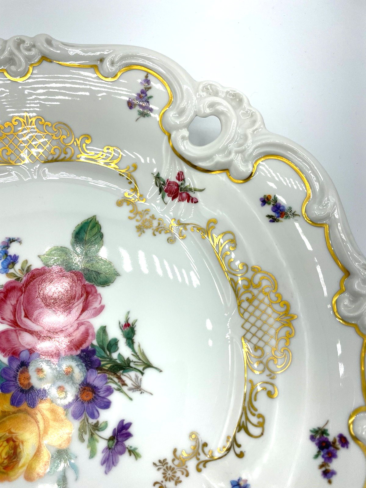 Weimar Porzellan Teller Schale handbemalt Blumenbukett Golddekor Ø 32 cm gepfl.3