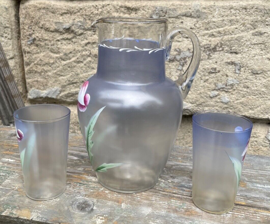 Jugendstil antik Glas Krug + 2 Gläser handbemalt Blumen Dekor bezaubernd gepfl.6