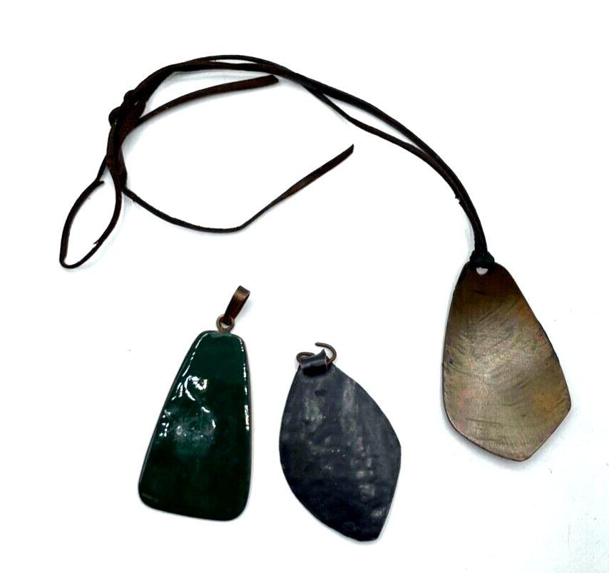 3 true vintage Emaille Anhänger 70erJ Handarbeit sehr gepflegt Kettenanhänger5