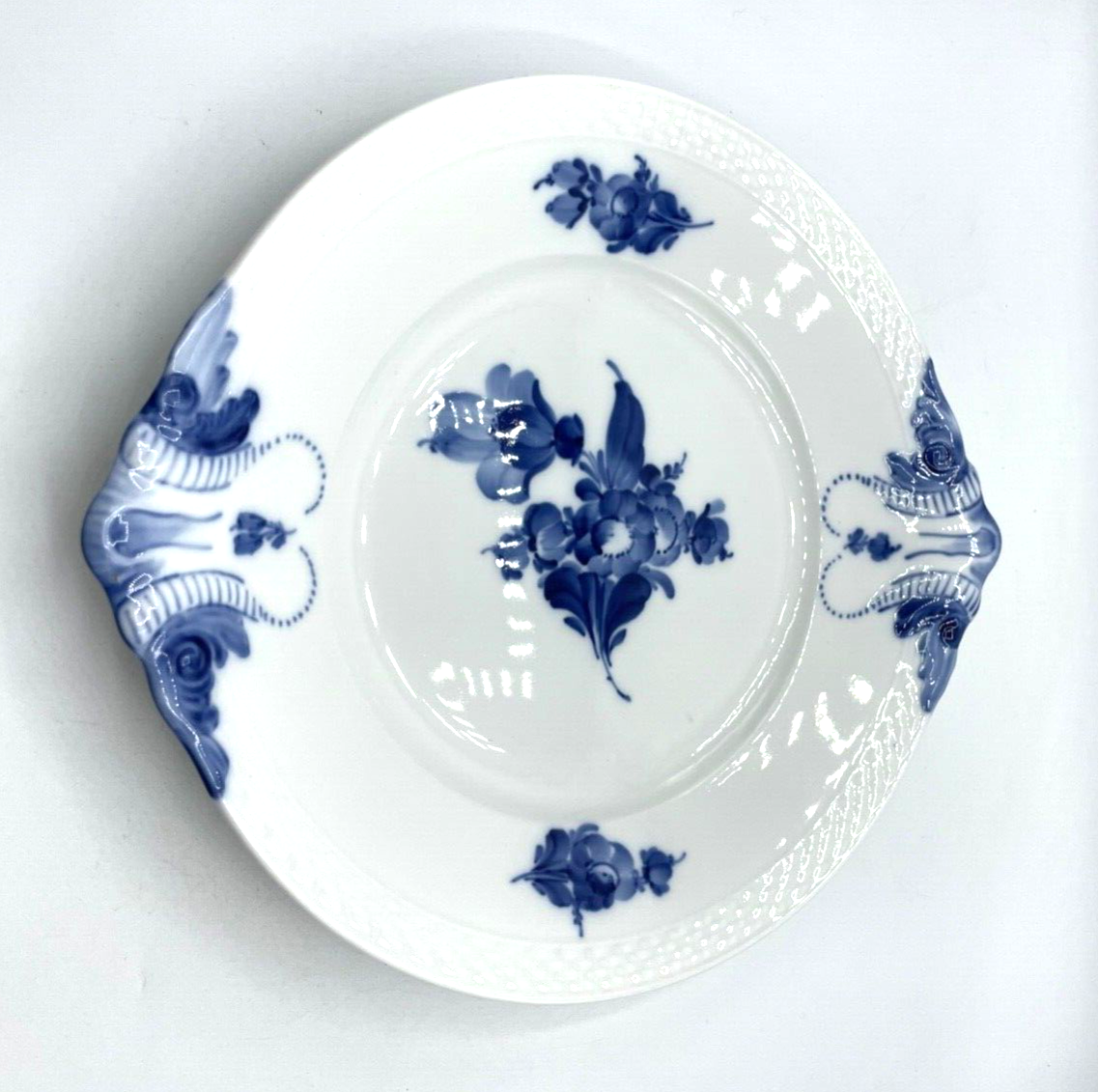 Royal Copenhagen Denmark Porzellan schöner Anbiet Teller Blaue Blume blue flower1