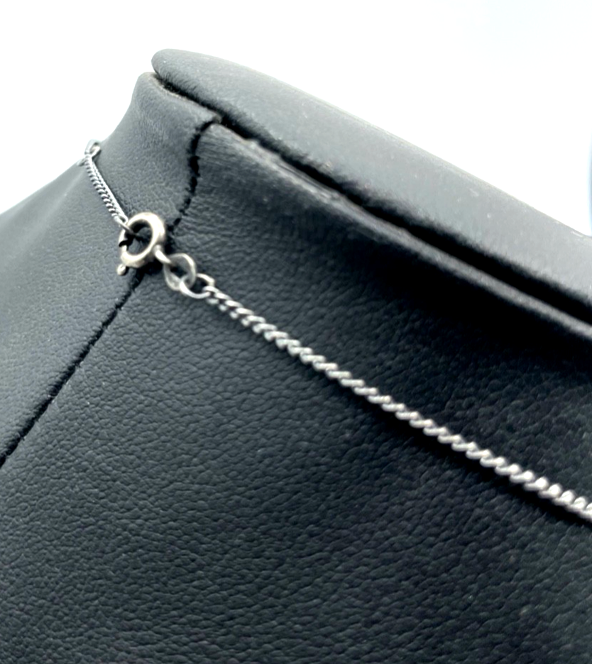 Zartes vintage 835 Ekstro Silber Collier geschwärzt mit Rubin elegant 70er J2