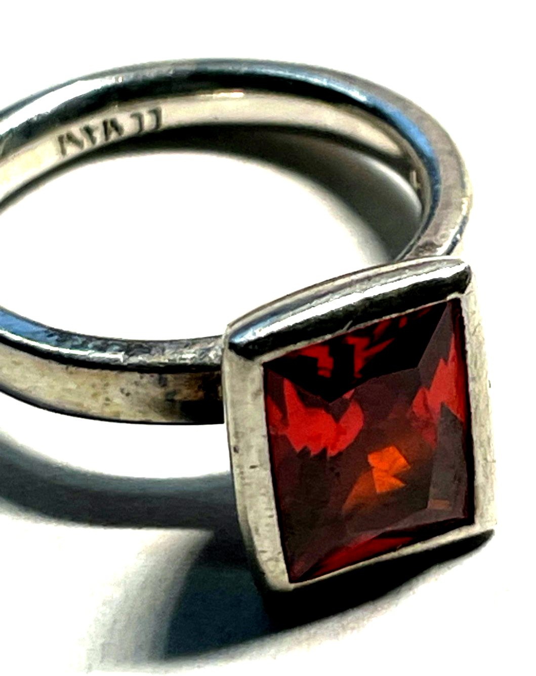 LUMANI moderner solider 925 Silber Ring orange-rot Farbstein Ø 17 mm RG 548