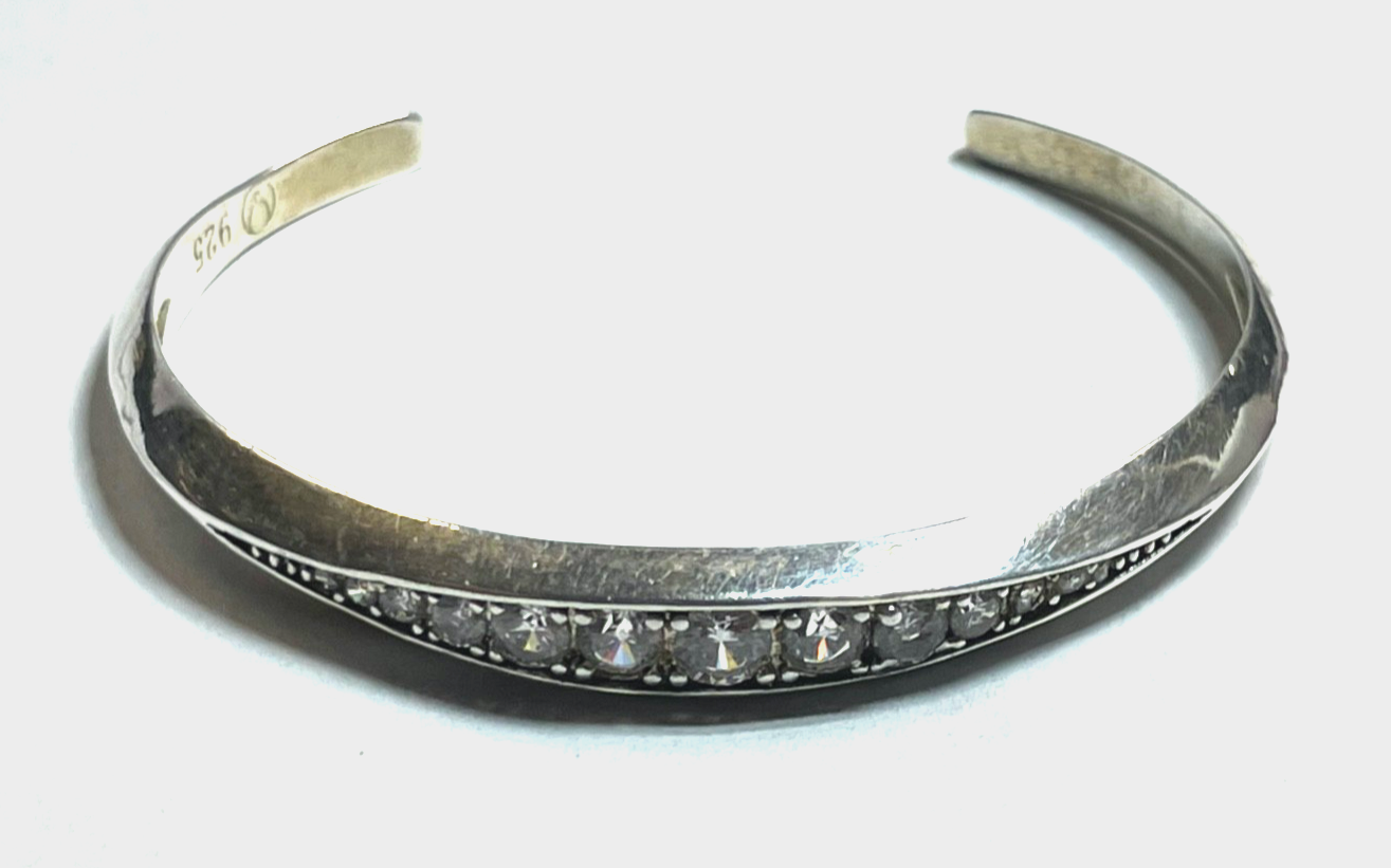 Solide 925 Silber Armreif Armspange mit 13 funkelnden Zirkonia 56 x 48 Ø gepfl.3