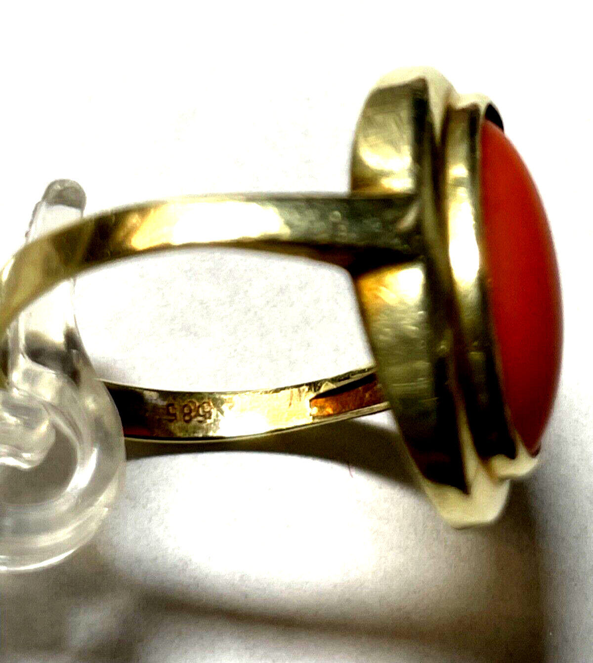 585 Gold 14 K antik Ring oval Koralle Cabochon RG 58 Ø 18,4 mm gebraucht + okay5