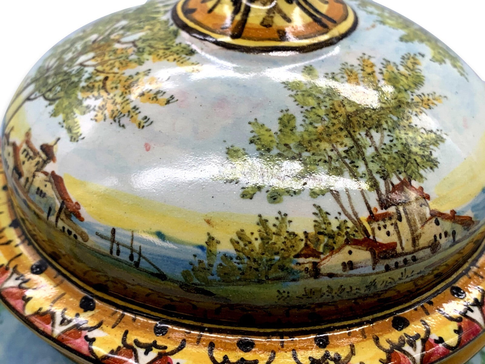 Angelo Minghetti  -  italienische Majolika - Deckelvase mit Griffen - Handbemalt12