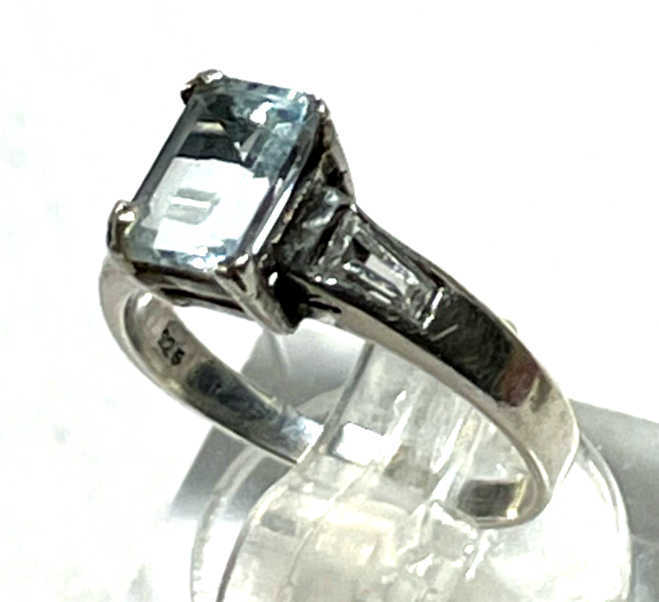 Kleiner 925 Silber Ring mit Blautopas Kissen + 2 Weißtopas Baguette Ø 14,5 mm4