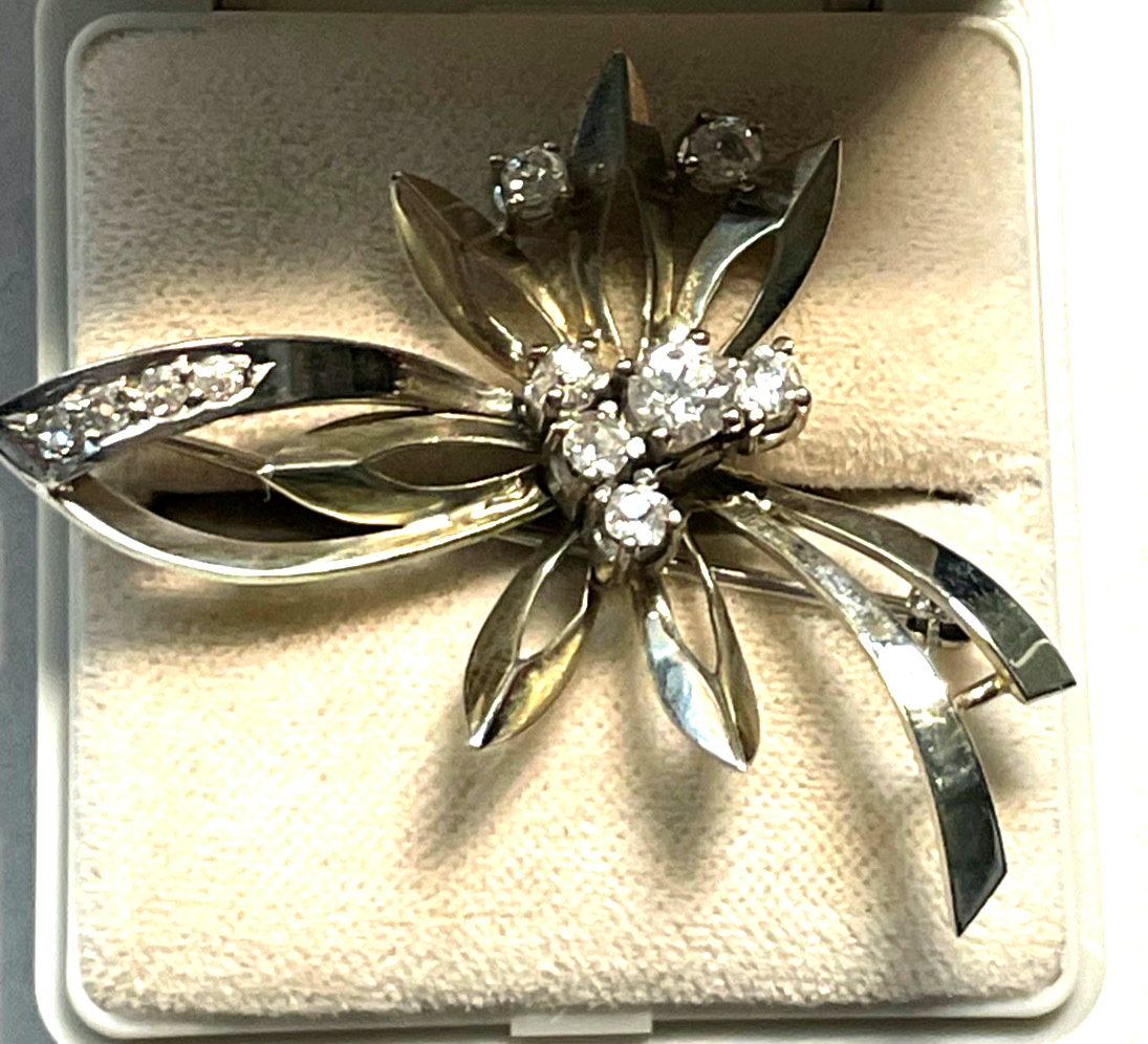 750 Gold Weißgold Brosche insgesamt über 1ct. Brillanten 11 Stück Juwelier Qual.2