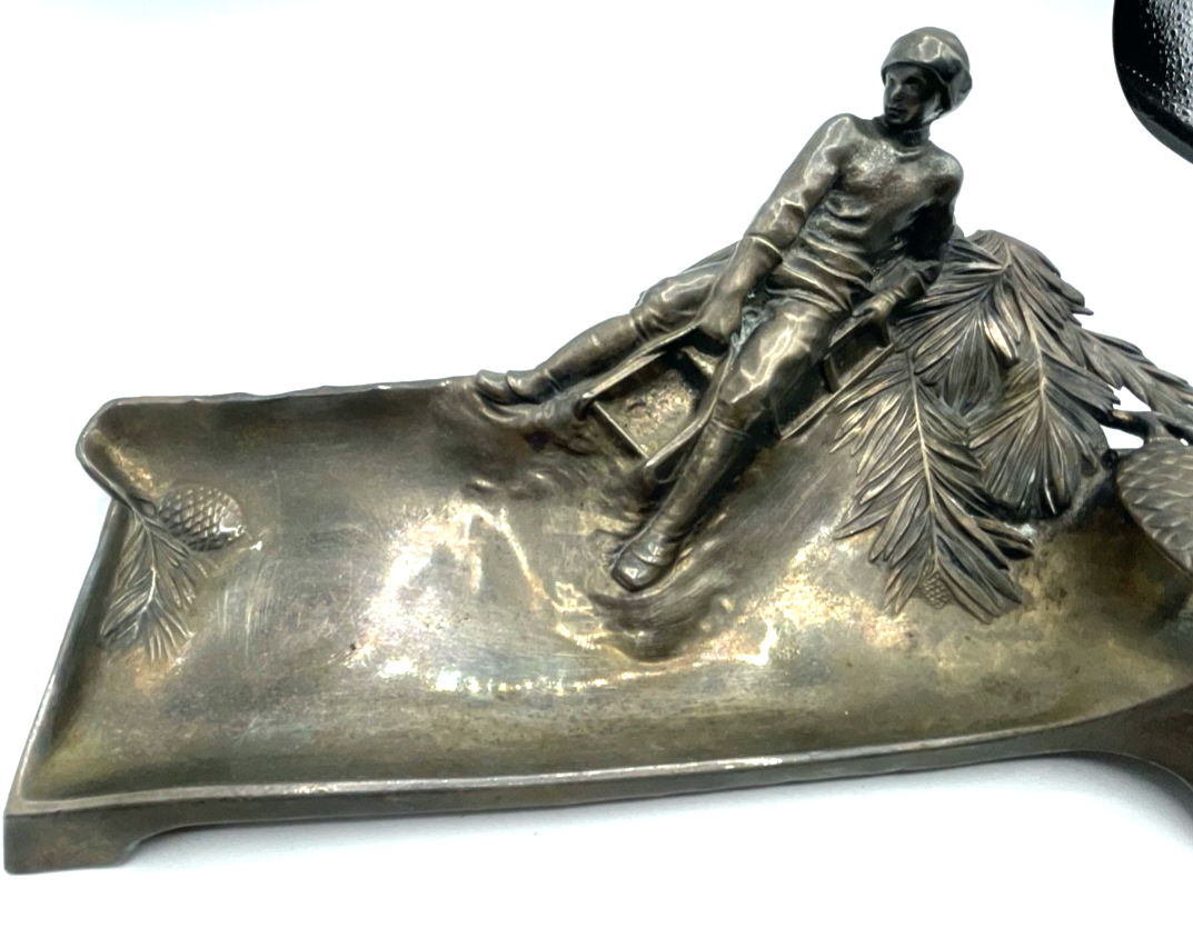 Jugendstil WMF dekorative Schreibtisch Auflage Tintenfass Rodler Schlittenfahrt6