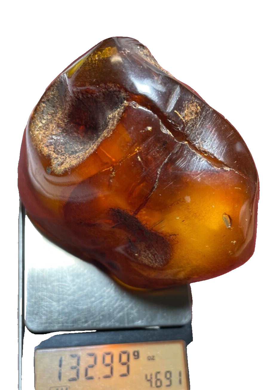 Authentischer Natur Bernstein Findling teilpoliert 132,99 Gramm Amber0