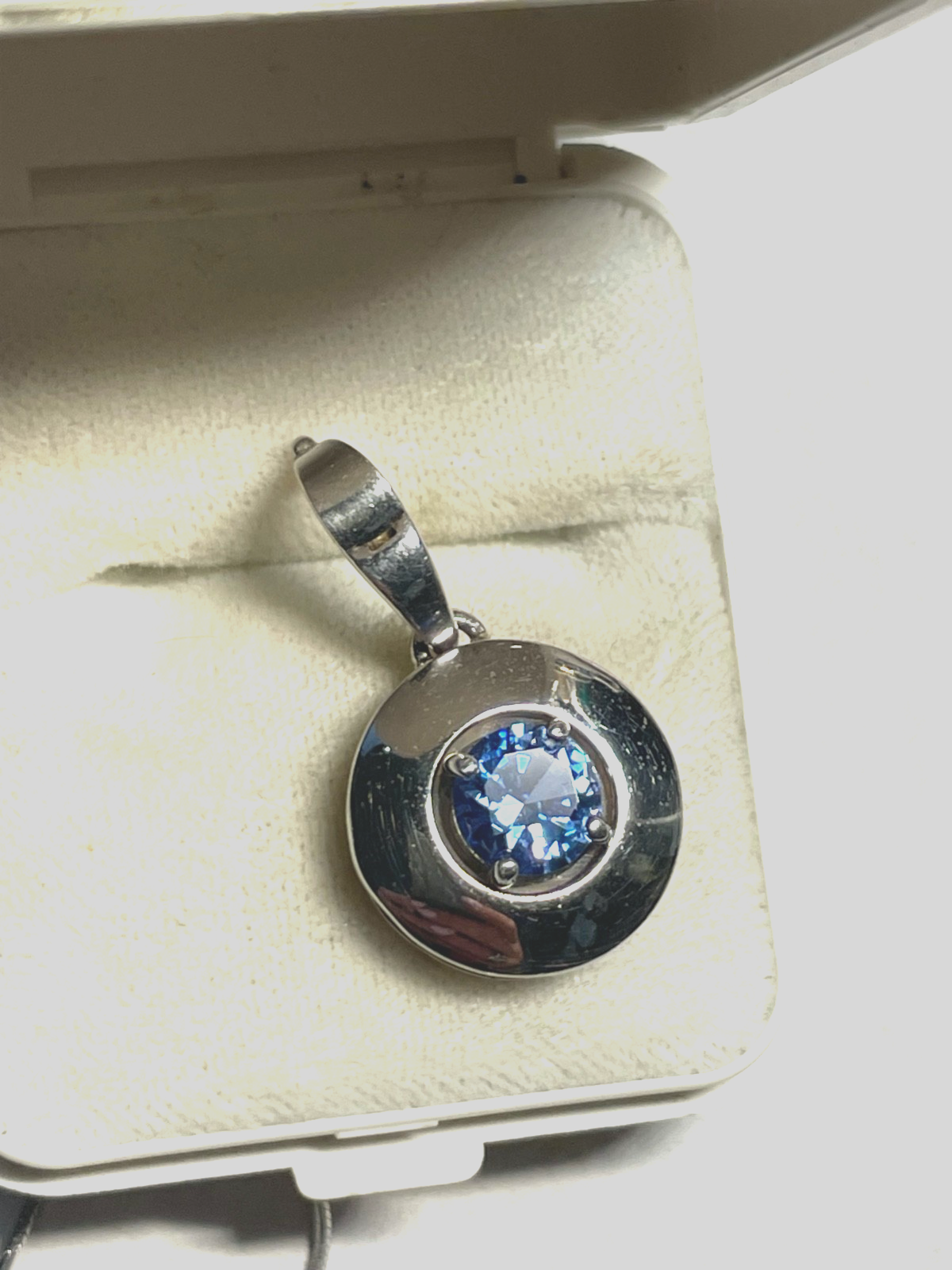 Moderner 925 Silber Clip Anhänger mit Iolith an 45,5 cm Schlangenkette Sterling8